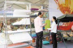 展會(huì)辦到了企業(yè)車(chē)間,商戶直接考察生產(chǎn)一線